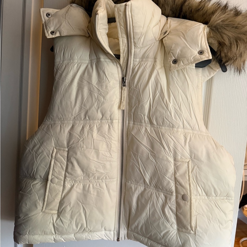 American Eagle Women's Cream Puffer Vest with Faux Fur Hood